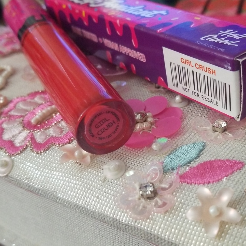 ❇️GIRL CRUSH Half Caked Lip Fondant Lipstick NWT